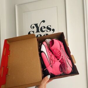 Kids Puma Ultra Pro FG/AG Cleats